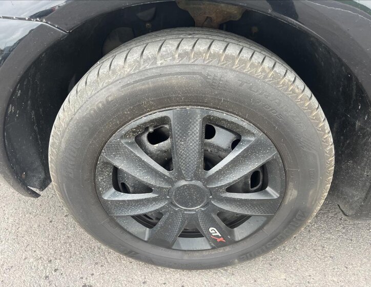 Volkswagen New Beetle Hatchback 1,6 l 74 kw