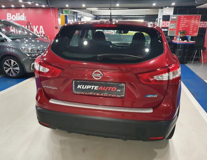 Nissan Qashqai SUV 1,6 l 96 kw