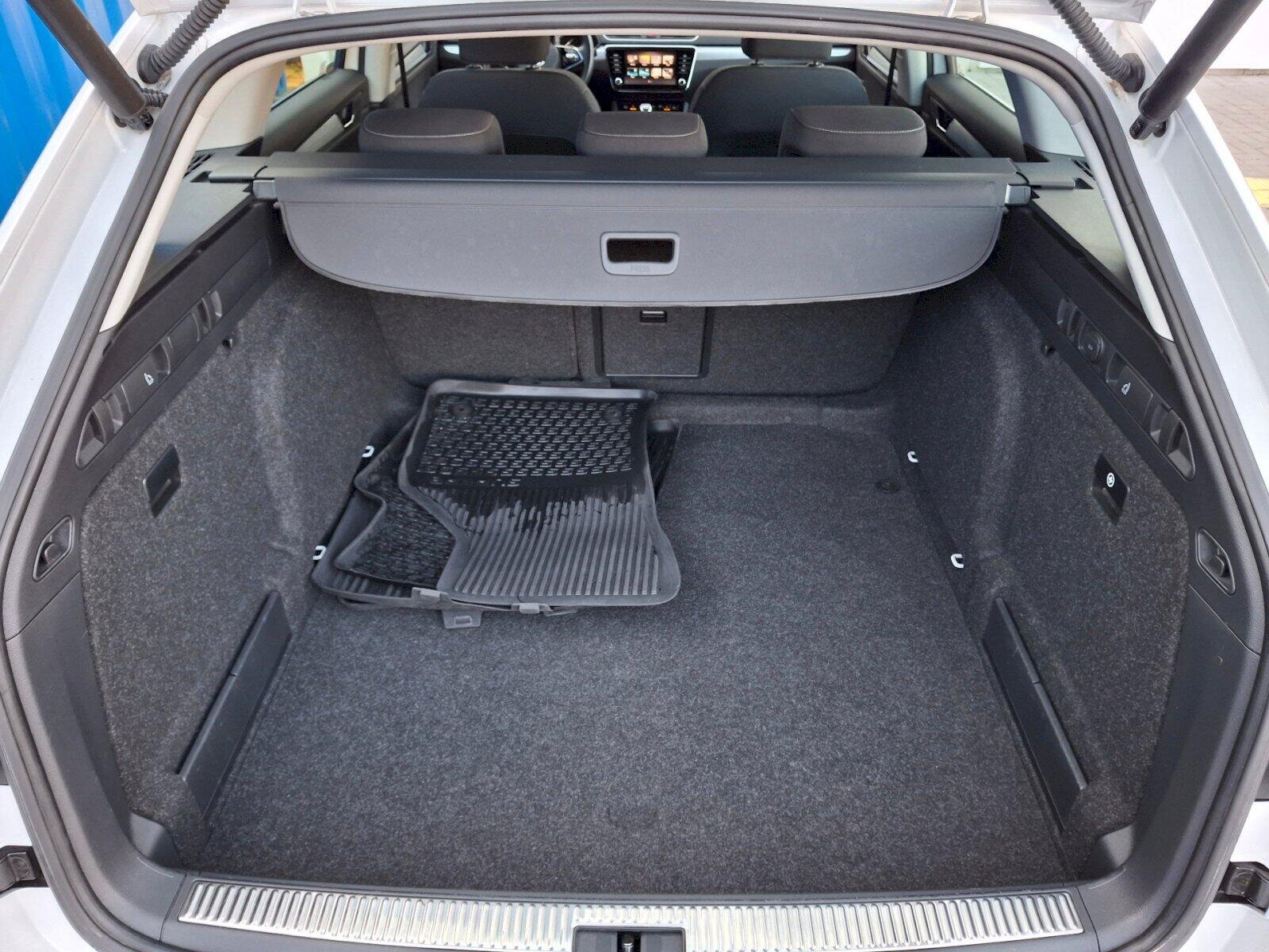 Škoda Superb Kombi 2,0 l 110 kw