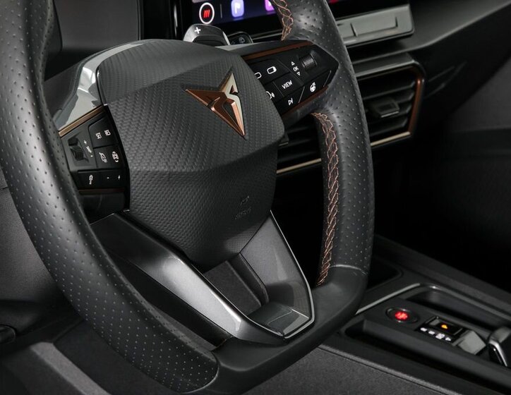 Cupra Formentor SUV / Terénní 2,0 l 140 kw