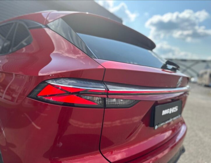 MG HS SUV 1,5 l 125 kw