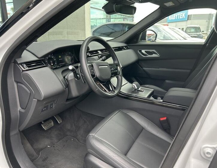 Land Rover Range Rover Velar SUV 3,0 l 221 kw