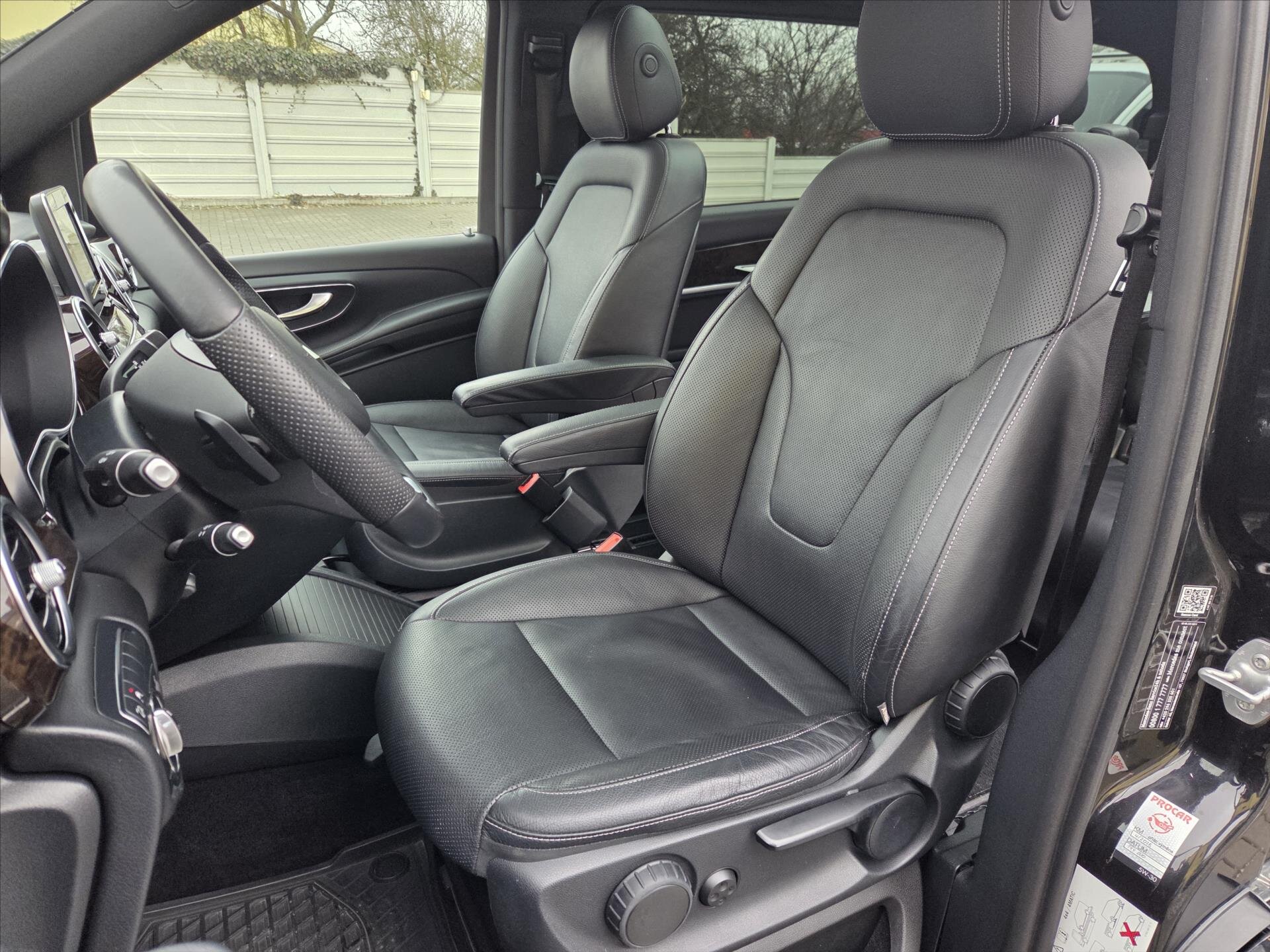 Mercedes-Benz Třídy V Kombi 2,1 l 140 kw