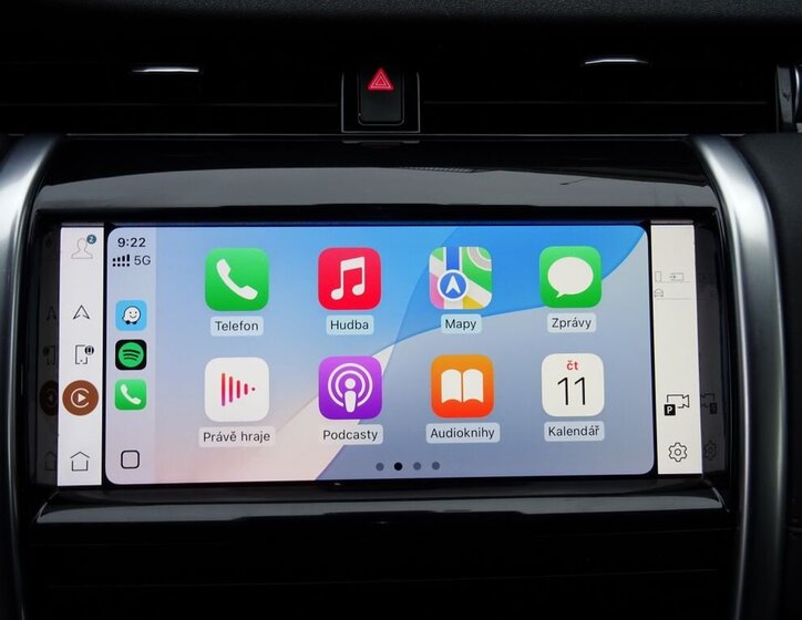 Land Rover Discovery Sport 11