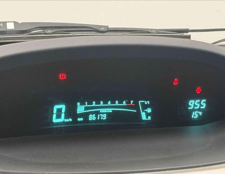 Toyota Yaris Hatchback 1,3 l 64 kw