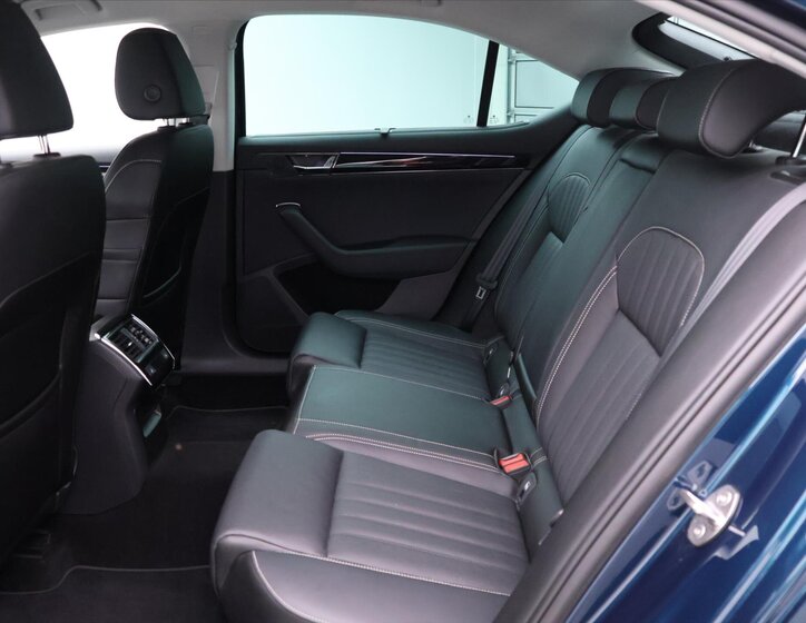 Škoda Superb Liftback 2,0 l 110 kw