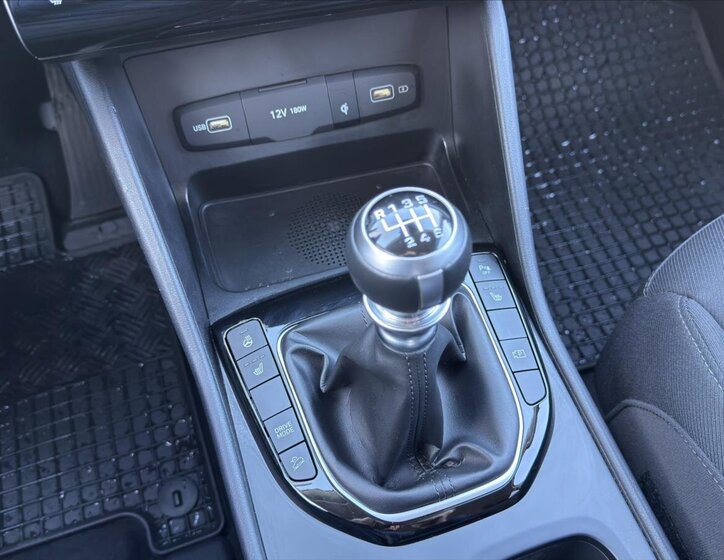 Hyundai Tucson SUV 1,6 l 110 kw