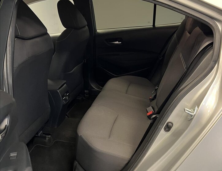 Toyota Corolla Sedan 1,6 l 97 kw