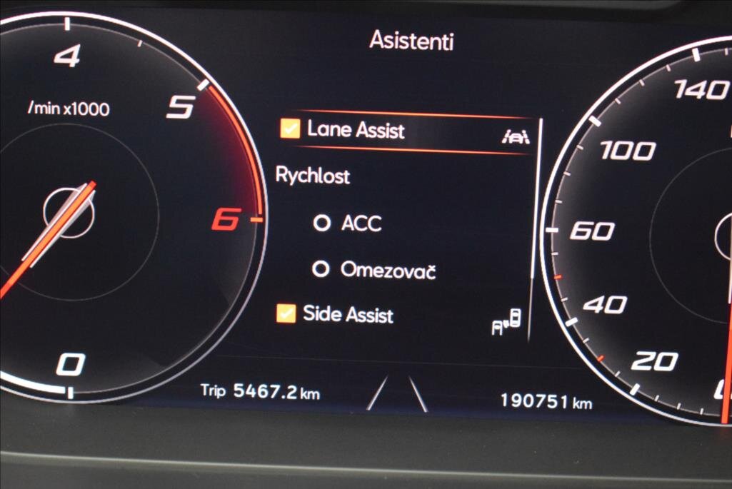 Seat Tarraco SUV / Terénní 2,0 l 110 kw