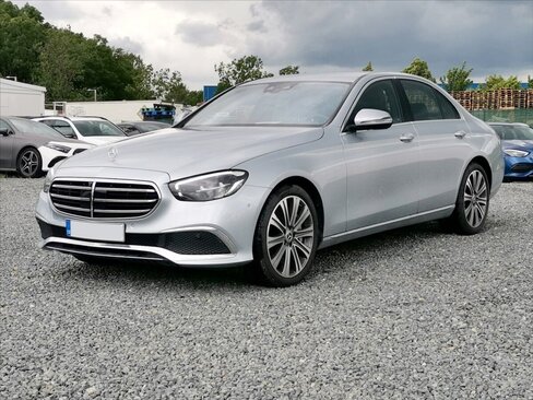 Mercedes-Benz Třídy E Sedan / Limuzína 2,9 l 243 kw