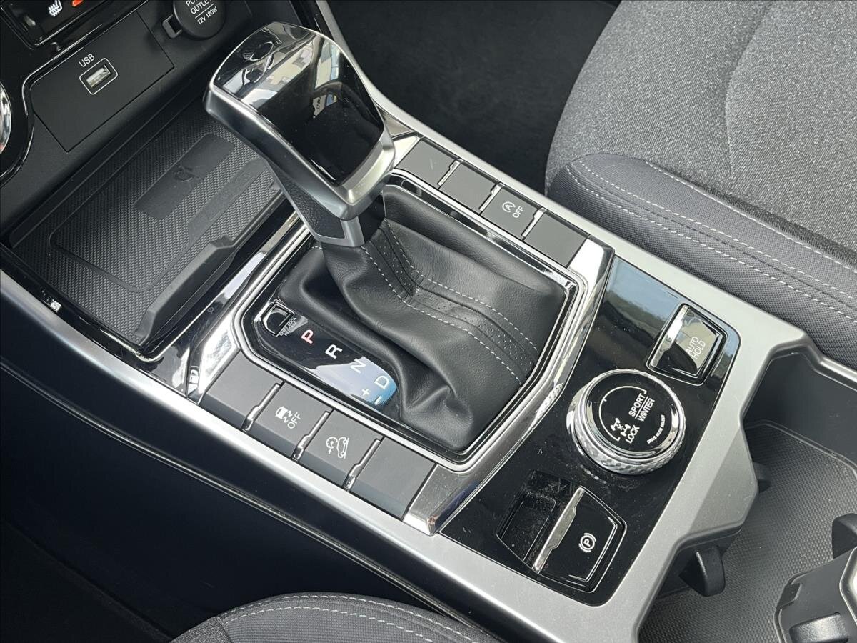 SsangYong Korando SUV 1,5 l 120 kw