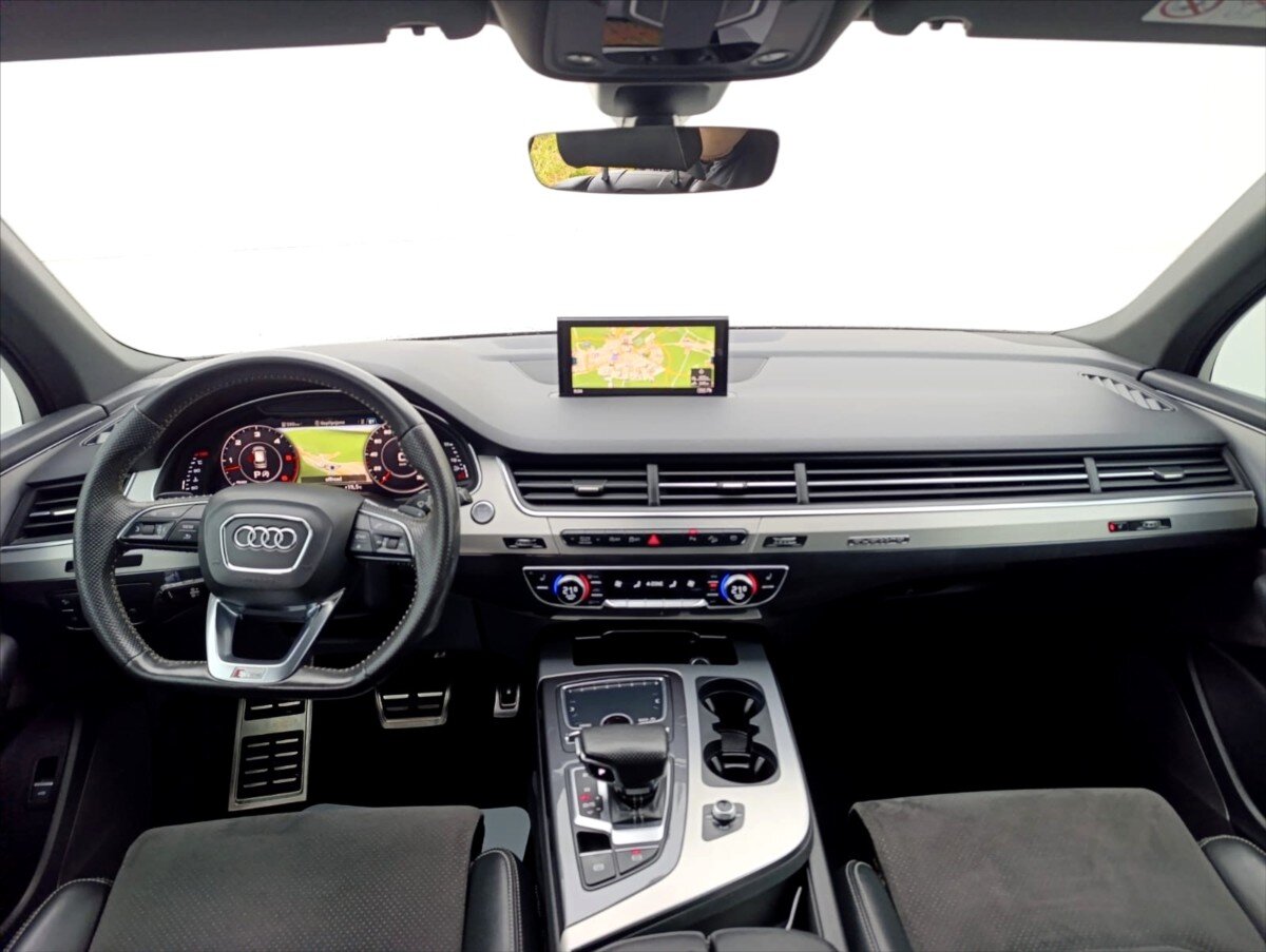 Audi Q7 SUV / Terénní 3,0 l 210 kw