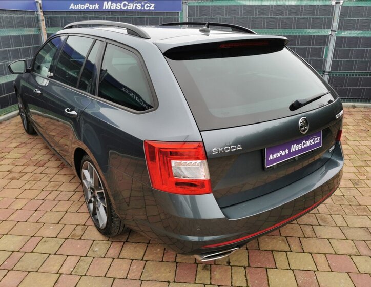 Škoda Octavia Kombi 2,0 l 135 kw