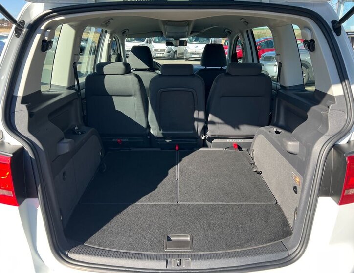 Volkswagen Touran MPV 1,2 l 77 kw