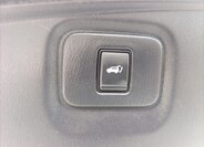 Nissan Pathfinder SUV 3,5 l 212 kw