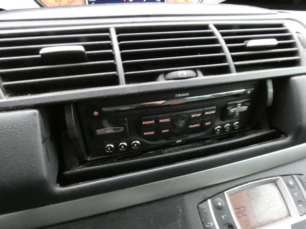 Peugeot 807 MPV 2,0 l 100 kw