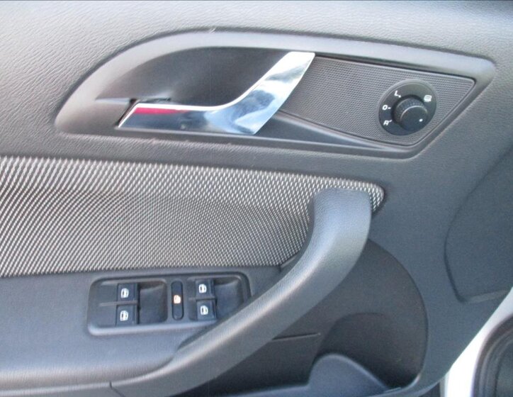 Škoda Yeti SUV / Terénní 1,2 l 77 kw