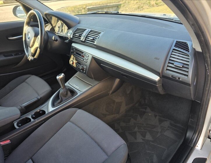 BMW Řada 1 Hatchback 2,0 l 90 kw