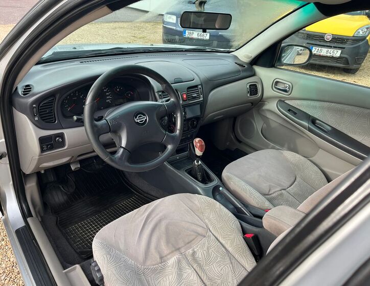Nissan Almera 14