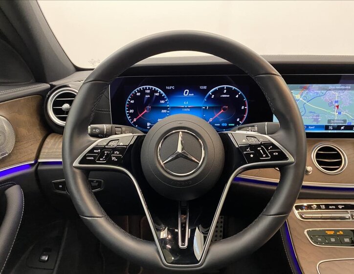 Mercedes-Benz Třídy E 10