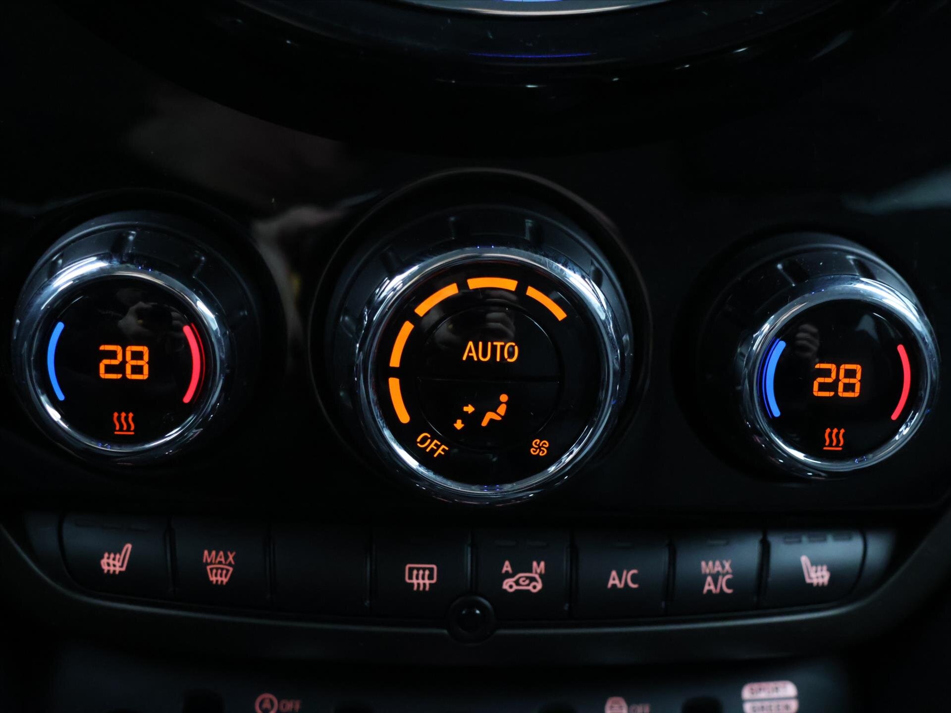 Mini Countryman SUV / Terénní 1,5 l 100 kw