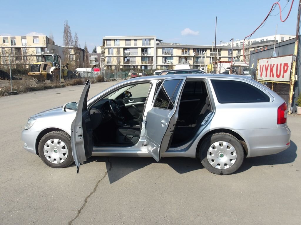 Škoda Octavia Kombi 2,0 l 103 kw