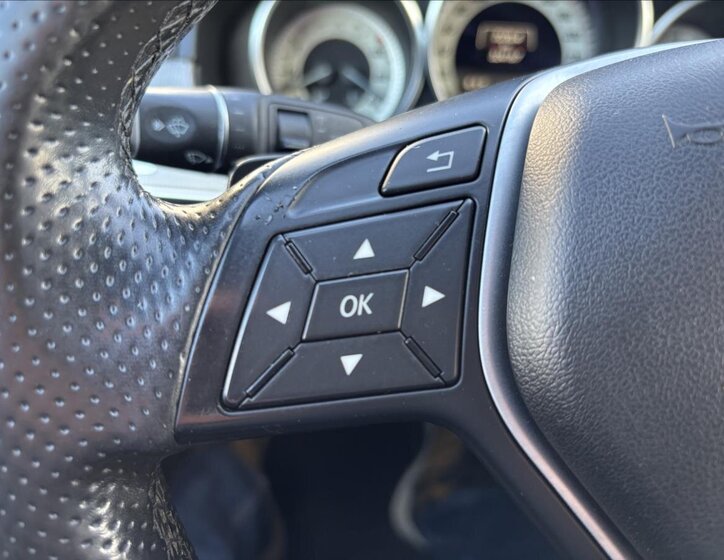 Mercedes-Benz Třídy E Kombi 2,1 l 125 kw