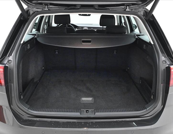 Volkswagen Passat 10