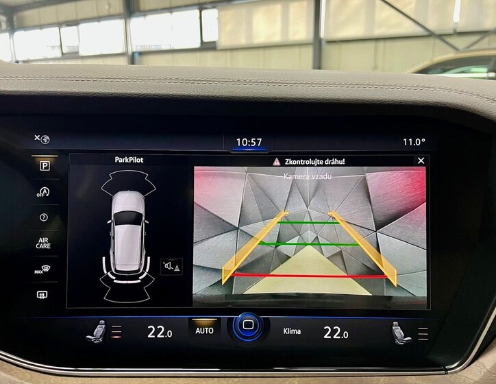 Volkswagen Touareg 15