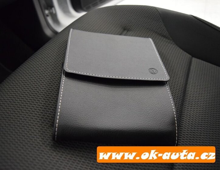 Volkswagen Golf Kombi 1,6 l 85 kw