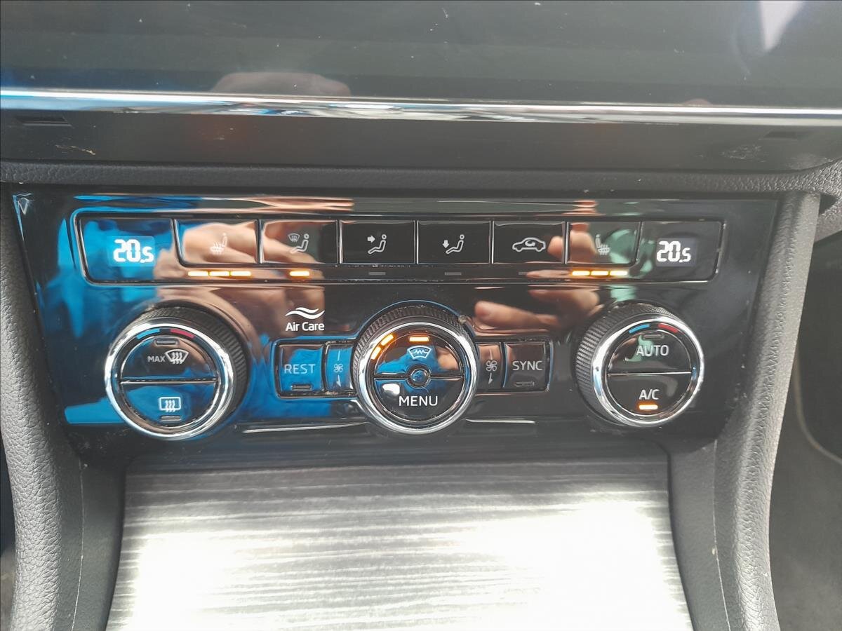 Škoda Superb Liftback 2,0 l 110 kw