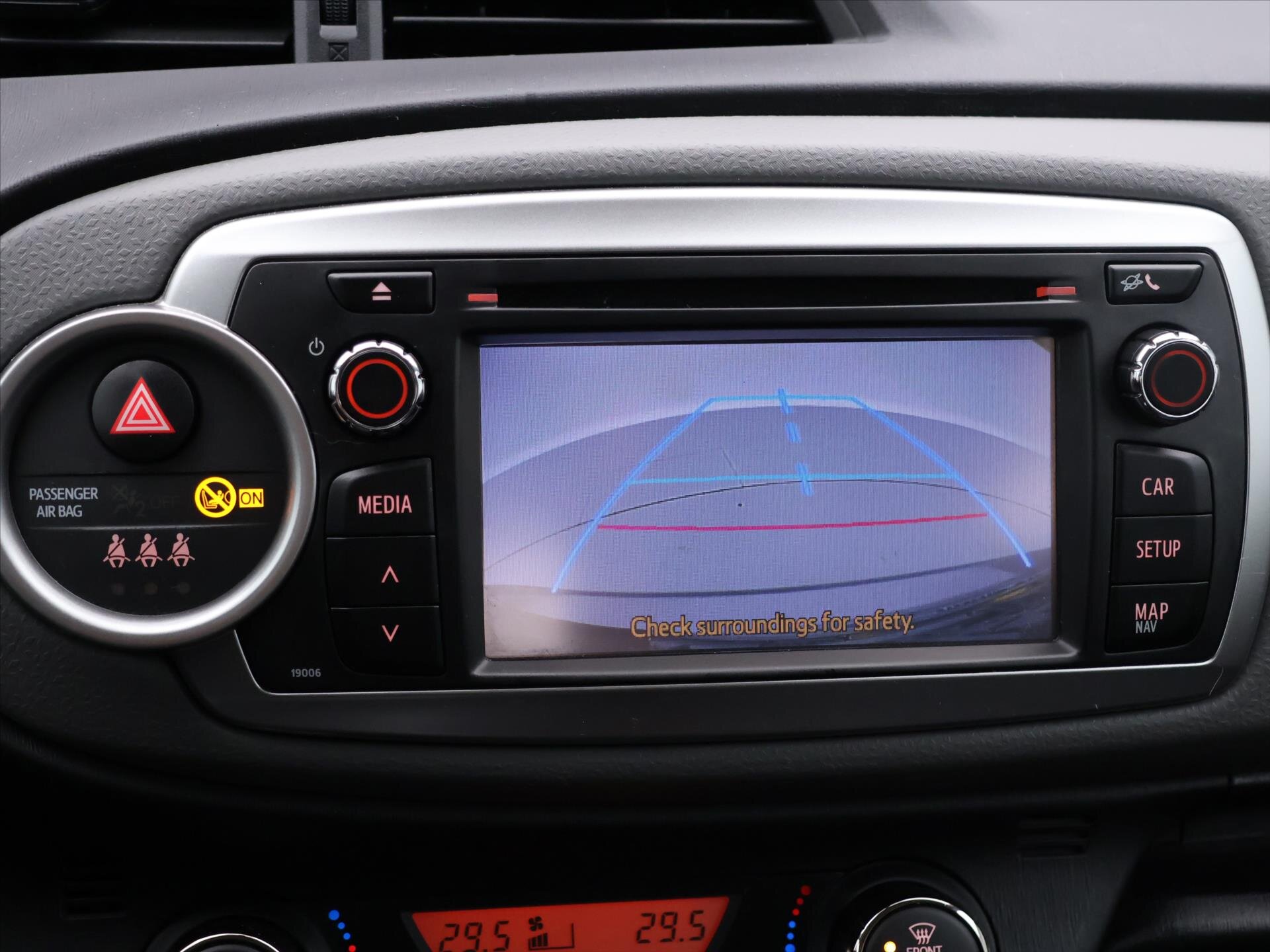 Toyota Yaris Hatchback 998,0 51 kw