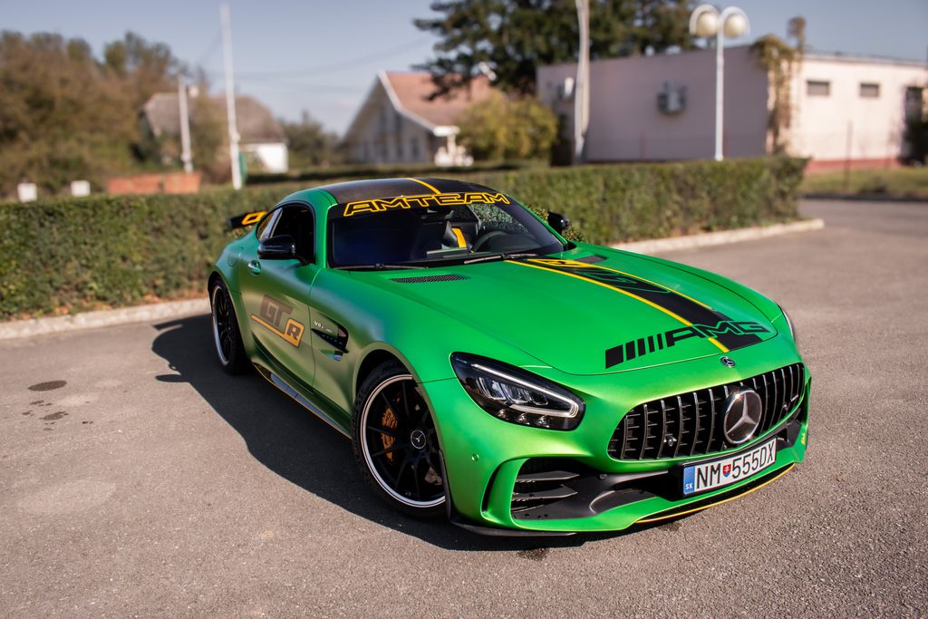 Mercedes-Benz AMG GT