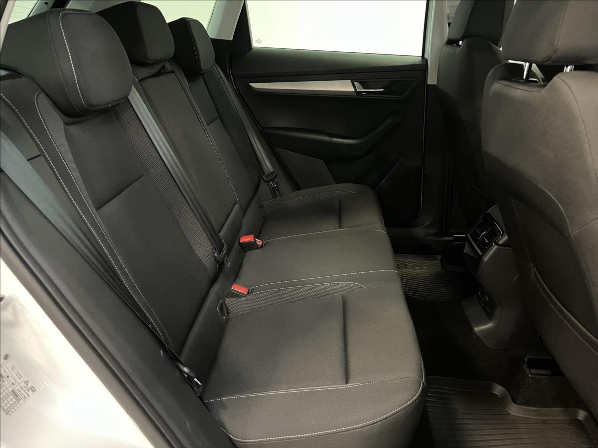 Škoda Karoq SUV / Terénní 1,5 l 110 kw