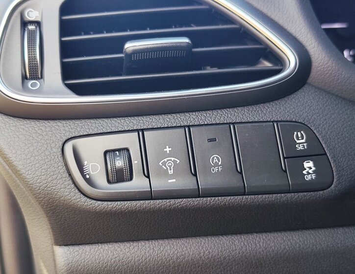 Hyundai i30 Kombi 998,0 88 kw