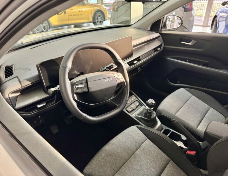 KIA Stonic Sedan / Limuzína 998,0 74 kw