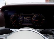 Mercedes-Benz Třídy E 32