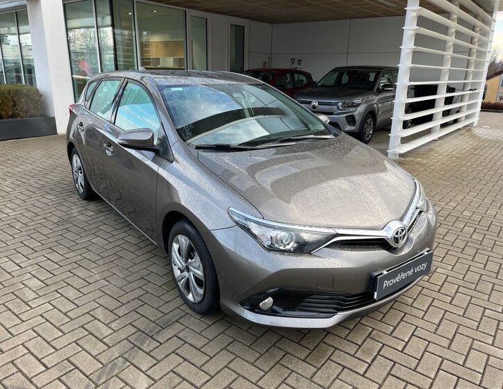 Toyota Auris Hatchback 1,6 l 97 kw