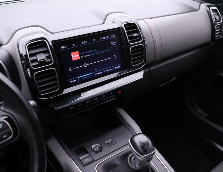 Citroën C5 Aircross SUV / Terénní 1,2 l 96 kw