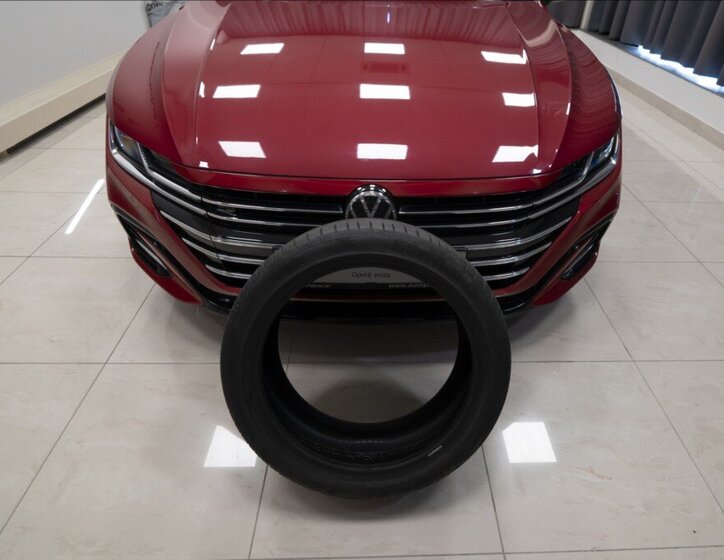 Volkswagen Arteon Kombi 2,0 l 110 kw