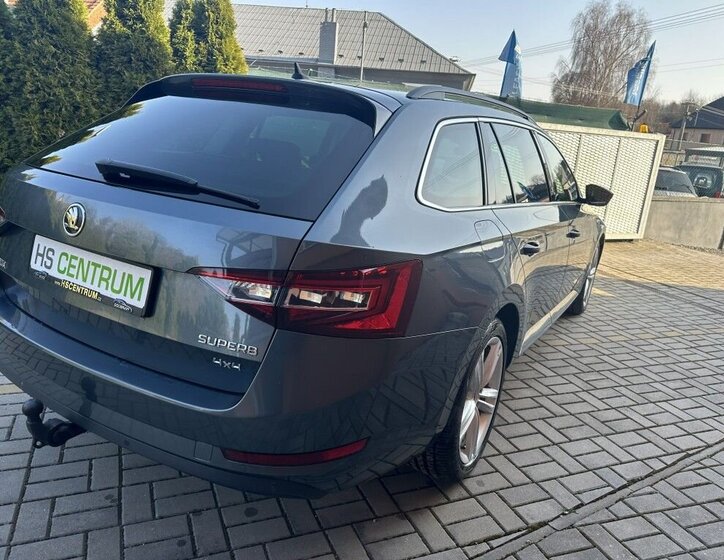 Škoda Superb Kombi 2,0 l 140 kw