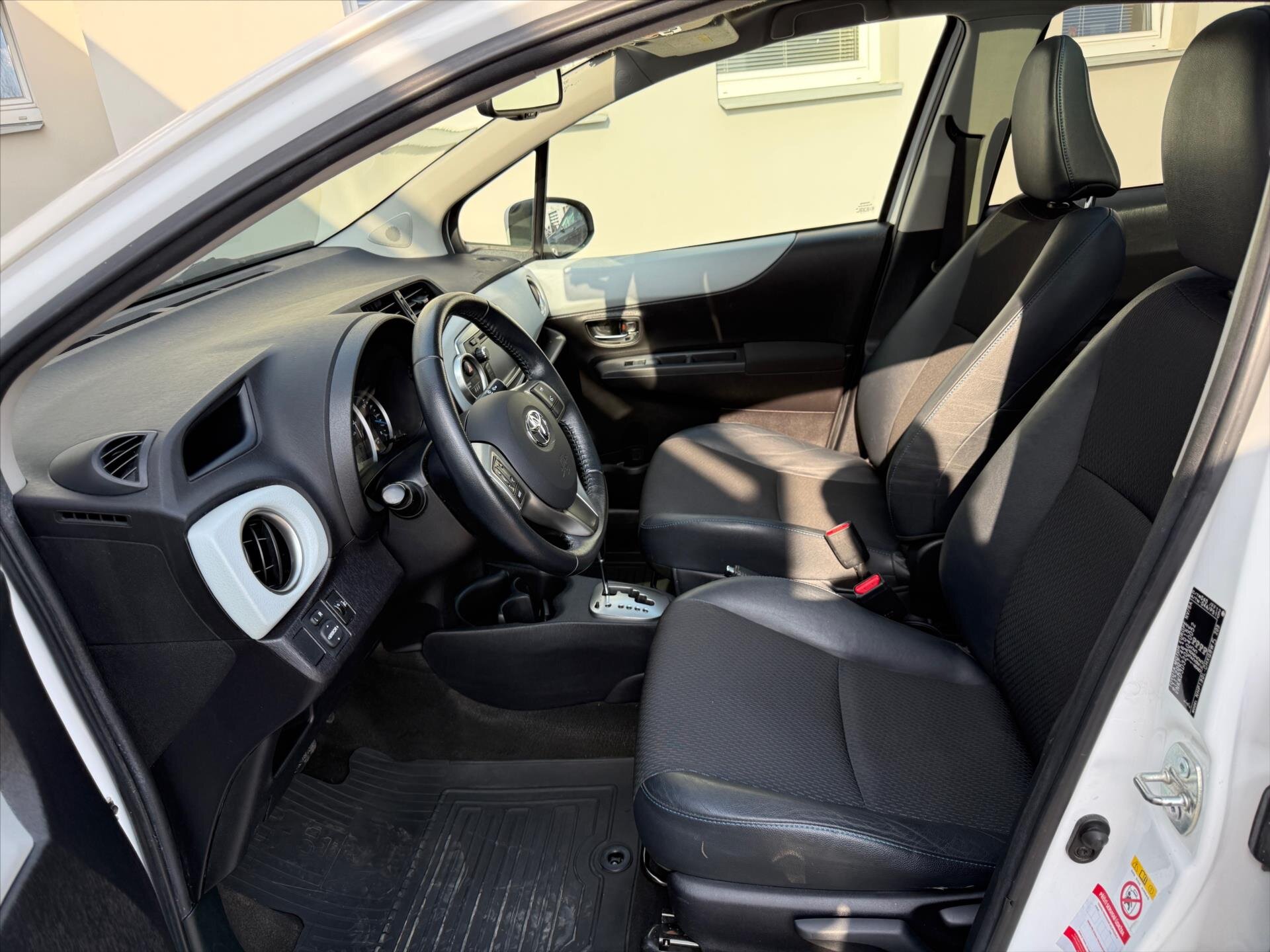 Toyota Yaris Hatchback 1,5 l 55 kw