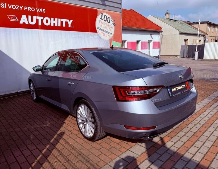 Škoda Superb Liftback 2,0 l 206 kw