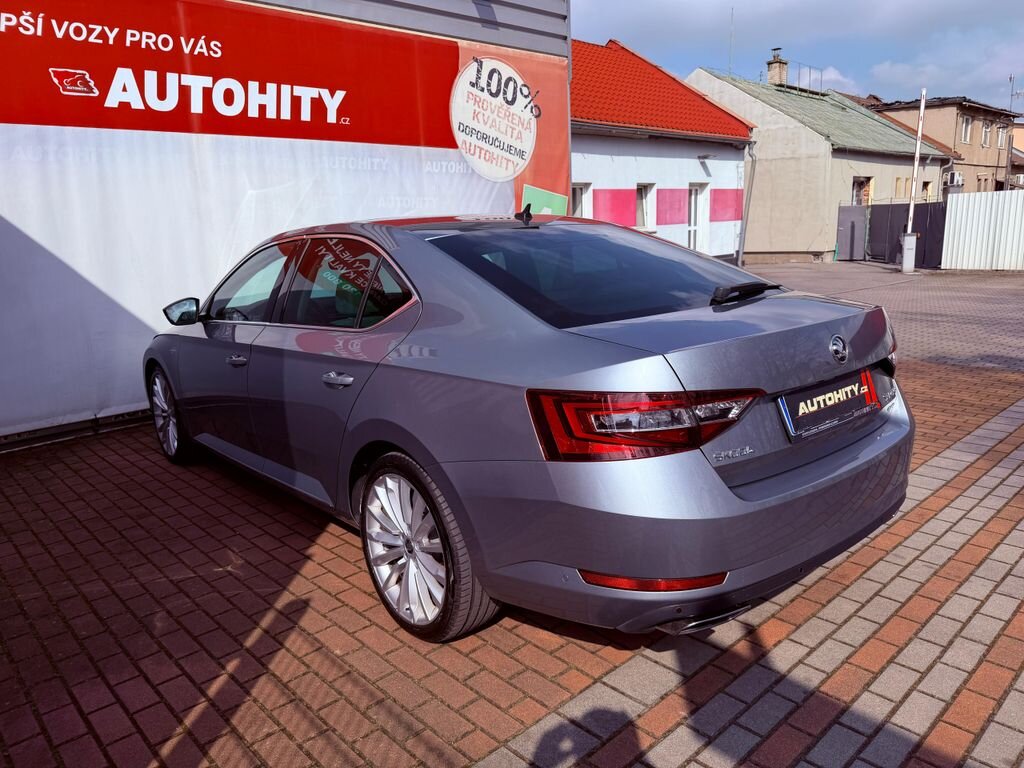 Škoda Superb Liftback 2,0 l 206 kw