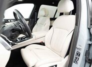BMW X7 18