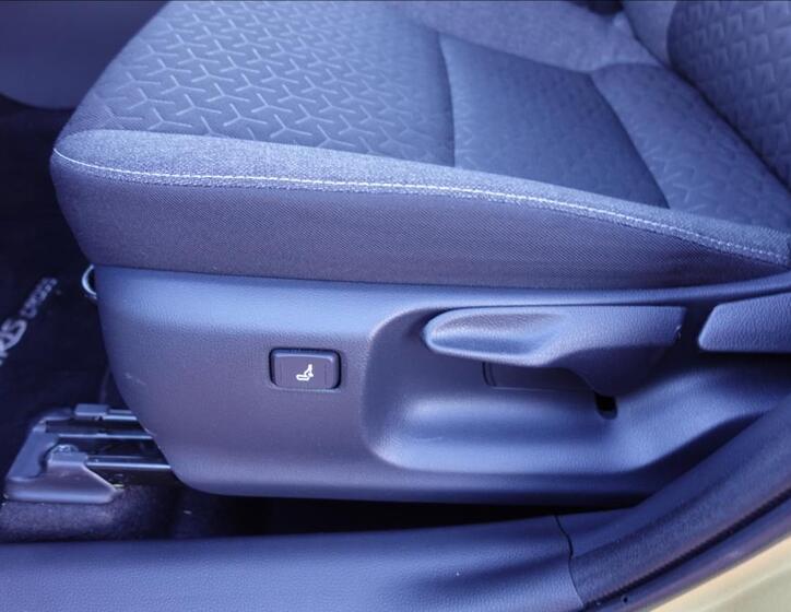 Toyota Yaris Cross 29