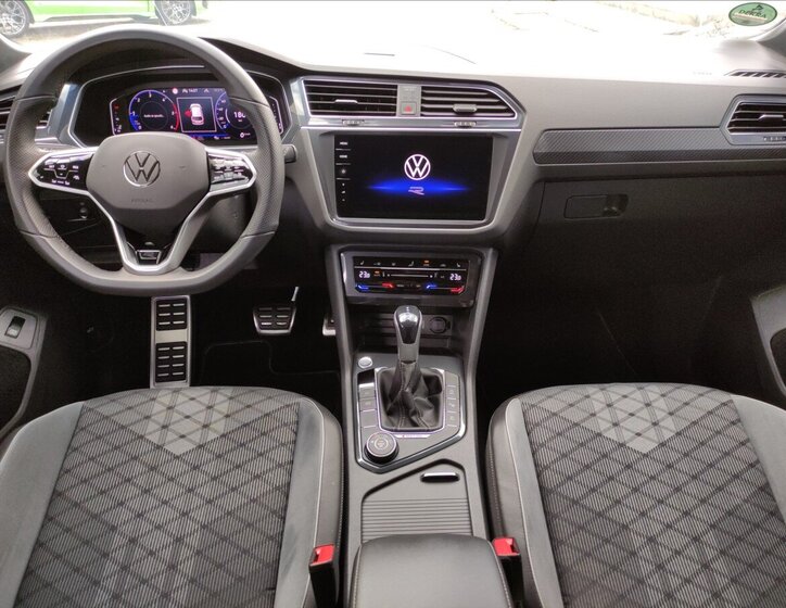 Volkswagen Tiguan 6