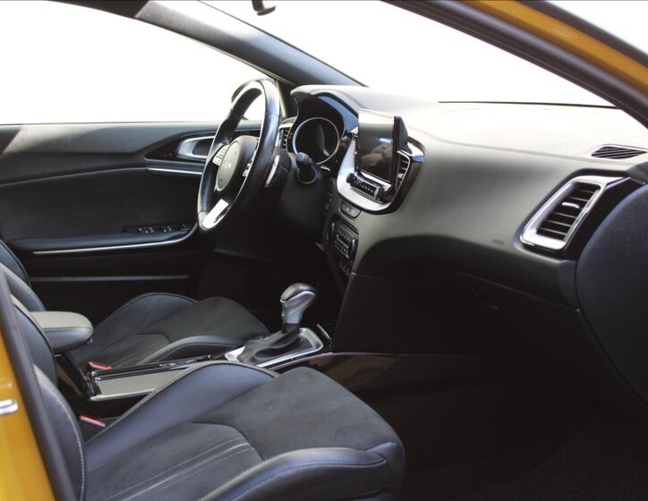 KIA XCeed Hatchback 1,6 l 150 kw