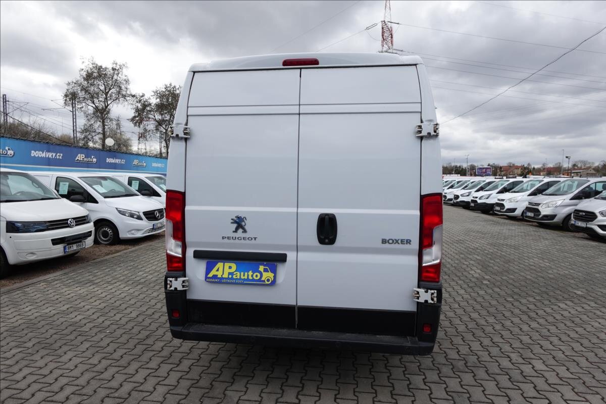 Peugeot Boxer Ostatní 2,2 l 121 kw