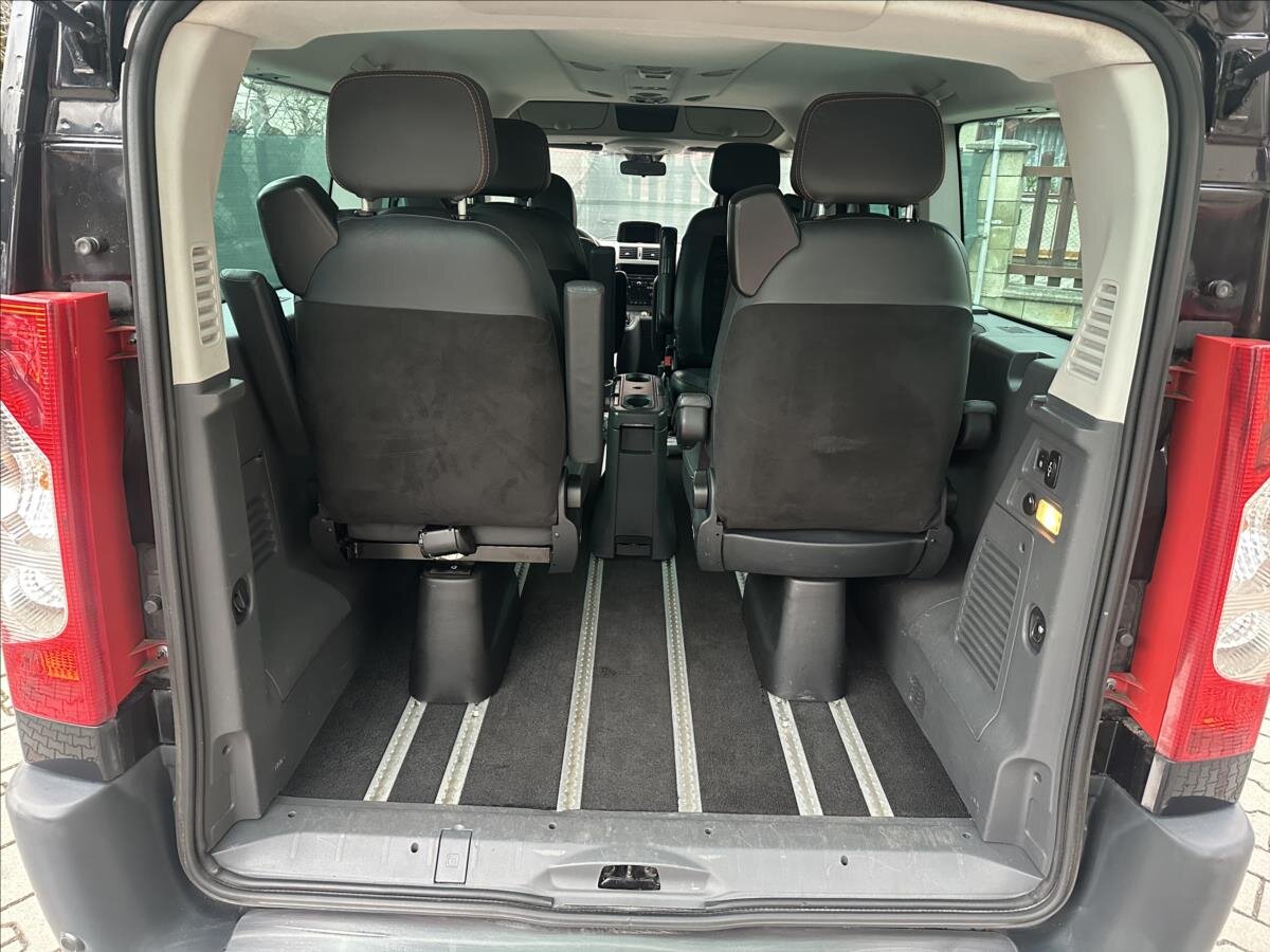 Citroën Jumpy VAN-Minibus 2,0 l 120 kw